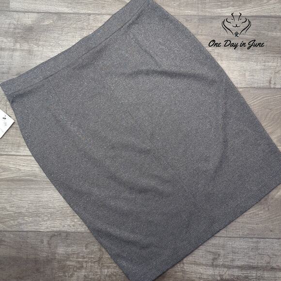 Liz Claiborne Soft Splendor Pull On Skirt Size XL - Picture 5 of 5